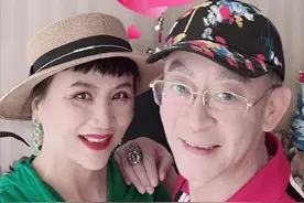 64岁“美猴王”六小龄童罕见晒多张夫妻合照，庆祝结婚35周年：下一个35年就一百岁了图片