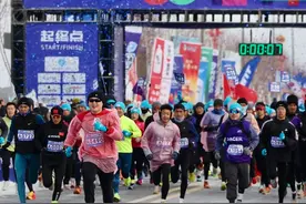 2024乌鲁木齐半马激情开跑，一大波现场图来了→图片