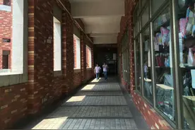 进厂打工，现在哪些工厂招工工价高？图片