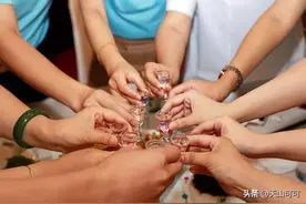 春节参加酒局，不会说敬酒词怕尴尬？牢记这3种术语，万能好用图片