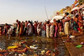 比印度更脏的国家，垃圾成堆，女性随地大小便，城市惨不忍睹图片