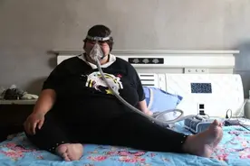 2019年安徽406斤孕妇拒绝引产！签下病危通知书，“赌命”生二胎图片