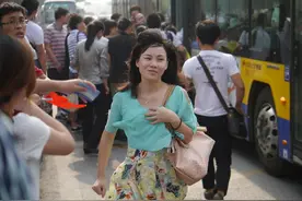 “留不住打工人”的5座城市：工资低、房租贵，买房梦难实现图片