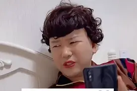 大学生朋友圈的“网络用语”，被爸妈“错误解读”，看完捧腹大笑图片