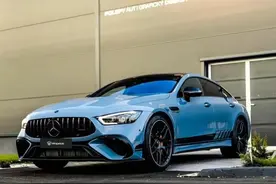 西装暴徒Mercedes AMG GT63S图片