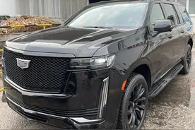 2023版凯迪拉克凯雷德：气场超越宝马X5，双色车身+四驱，霸气图片