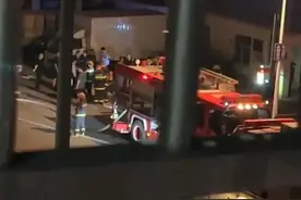 紧急疏散！江苏连云港一工厂氢气泄漏引发火情！图片