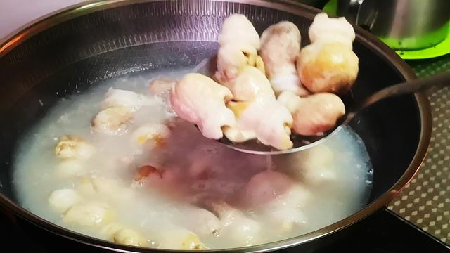 新鲜鱼肚的功效与作用 2026年新鲜鱼肚功效及吃法