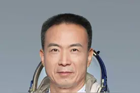 神舟十五号明晚发射，苏州籍航天员费俊龙再次担任指令长图片