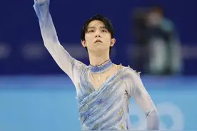 热搜第1！羽生结弦晋级自由滑，神仙打架后，4A挑战开始图片