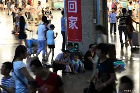 放假时间敲定！全国各地中小学暑假时间出炉，家长对此很发愁图片