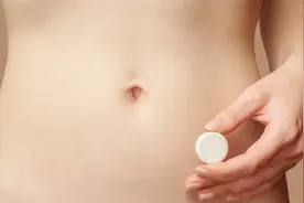 手术疏通输卵管梗阻，点燃35岁女性的孕育之梦图片