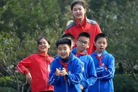 山东“女姚明”张子宇：15岁身高已达2米26，姚明女儿都没她能长图片