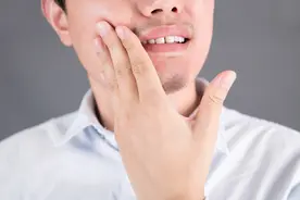 上火、牙周炎别傻傻分不清，专家教你症状区别，辨证施治图片