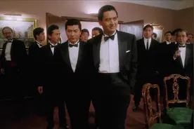 豆瓣8.5分，周润发、刘德华、张敏、王祖贤主演的电影《赌神》图片