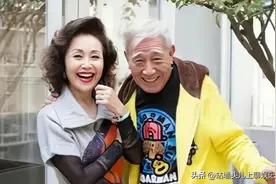 80岁的张帝：尽管岳母比自己小了11岁，给她尽孝也能坦然图片