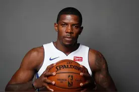 乔•约翰逊生涯简历图片