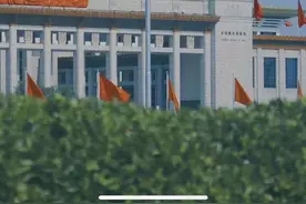 我们生在国旗下图片