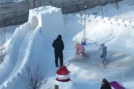 隔辈亲能有多宠？爷爷宠孙女有了新高度图片