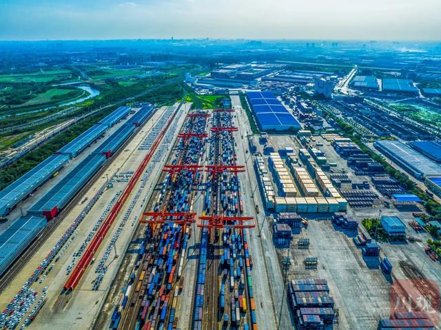 别只去三星堆!旁边的古城,藏着老成都的“活沙盘”