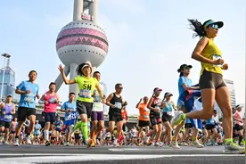 上海半马今晨鸣枪，白金标运动员、箱根驿传跑者齐参赛图片