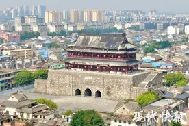 凤阳县鼓楼四周连夜搭起围挡 安徽省文物局已介入调查图片