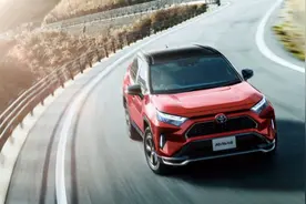 一汽丰田荣放：凭权威评测与用户口碑，夯实 “耐用省心” 金字招牌图片