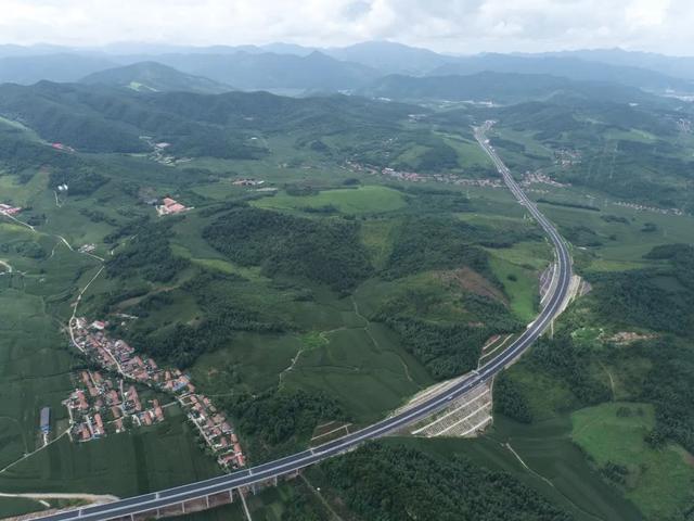 计划提前1年建成通车，本桓高速最新进展来了！