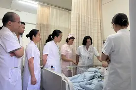 九旬老人子宫脱垂！广州专家勇闯“高龄禁区”解决难言之隐图片