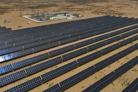 中国正用科技与创新将戈壁沙漠变为“绿电厂”图片