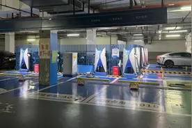 1分钟1块钱！新能源车“占位费”被吐槽太贵，上海市民建议完善收费提醒图片