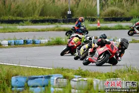广东场地摩托车锦标赛恩平站举行图片