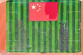 位于黄冈高新区产业园，黄冈市菱湖高中新校区启用图片