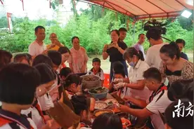 北汀方家驸马粽，有料！图片