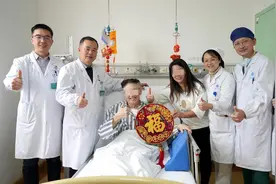 置换关不上的“心门”，美国患者在协和医院迎来“心”生图片