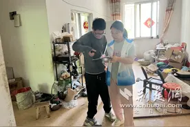 襄阳高新区刘集街道黄坡社区“零距离”核实低保家庭图片