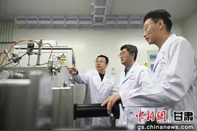 【甘快看】中国首款超长寿命核电池问世图片