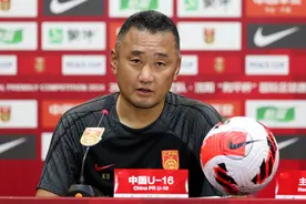 U16国足主帅上村健一：球员身体条件出色，缺独立思考图片