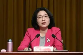 “美女书记”被查，曾直播带货图片