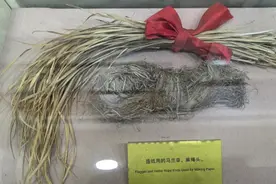 “纸的作用比子弹还重要”图片