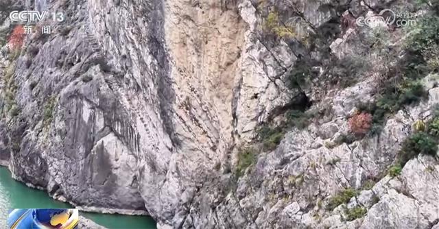 以红叶为“媒”、“跟着课本去旅行”成亮点 场景上新增加文旅消费新体验