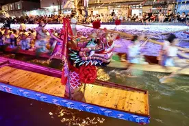 “闽龙”竞渡纵横八闽图片