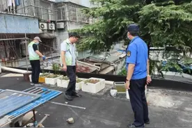 深入商圈和小区，宝山这里开展社区综合治理图片