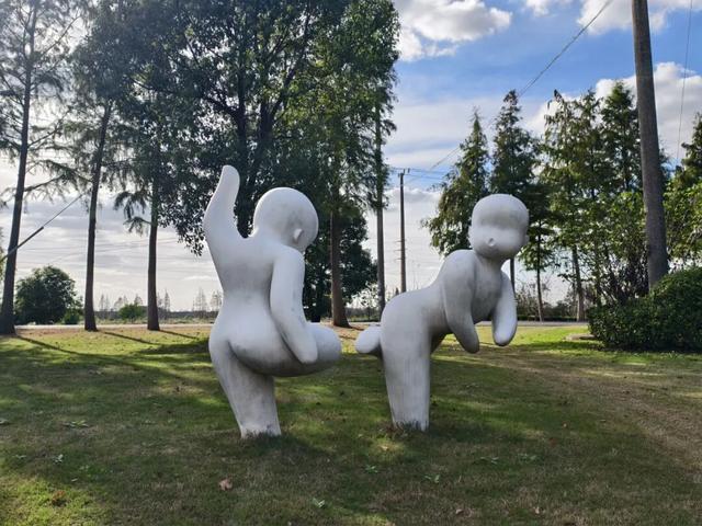 hi，你看到我的小伙伴了吗？