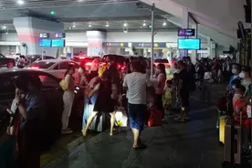 海报调查丨偌大广州南站，缘何多年存在接客难？图片