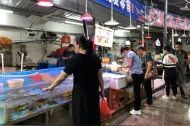 日本核污水排海事件半个月后，记者再探韶城海鲜市场图片