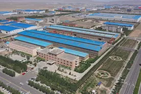 新疆兵团第十二师与乌鲁木齐市以“业”为“桥”融合发展图片