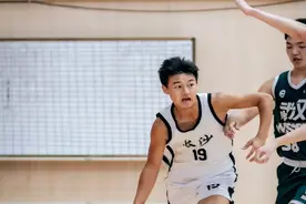 网民昵称的“湘鄂赣皖”四兄弟，相约长沙打篮球！图片