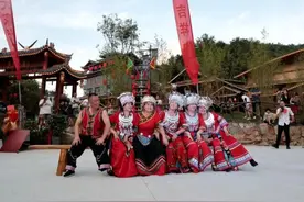 湖南城步崛起特色旅游山寨 以文促旅助振兴图片