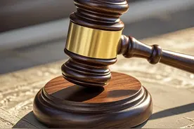 白酒中加头孢，饮料里放农药！女子为摆脱情人多次投毒获刑4年，男子幸运生还图片